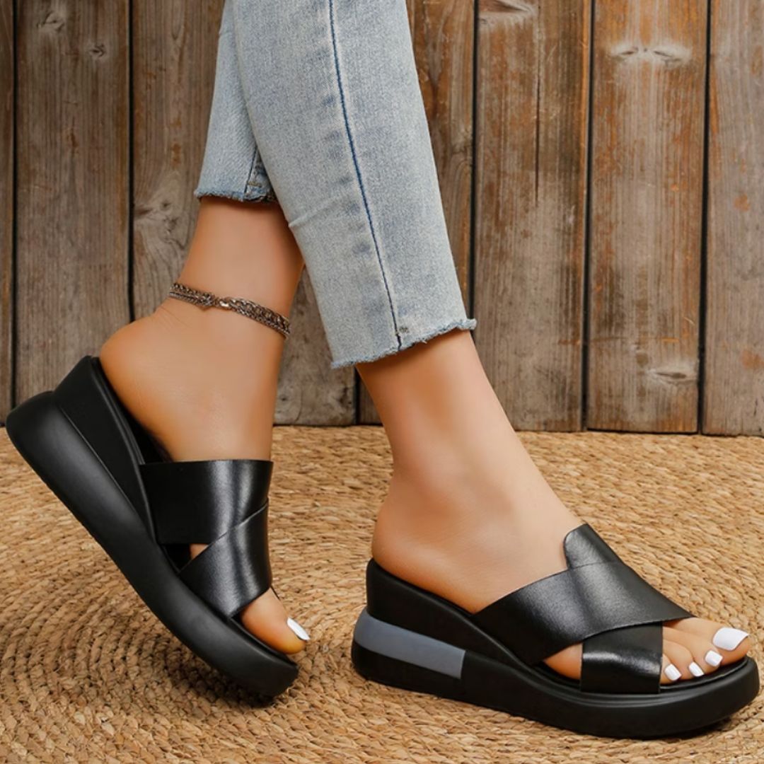 Black / 43