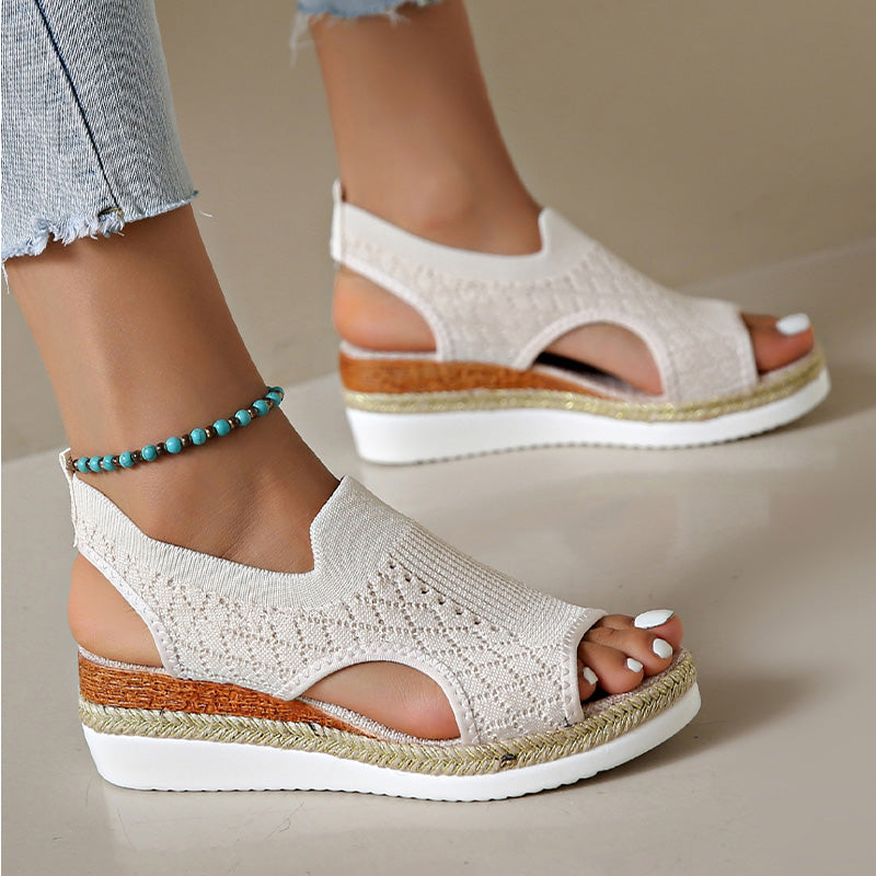 White / 43